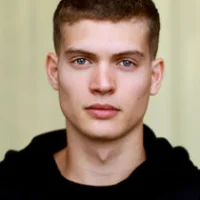 Джоша Страдовски