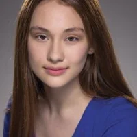 Лола Танг