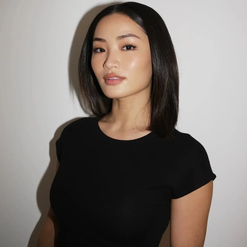 Анна Савай