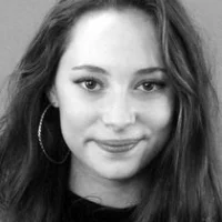 Люси Карлесс