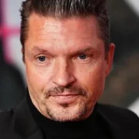 Харди Крюгер