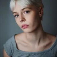 Элла Мейзи Первис